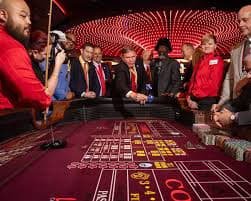Tampilan layar aplikasi redmitoto dengan sajian odds dan pilihan taruhan sportsbook